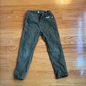 Fleece lined rugged Dark Olive Green Casual Pants